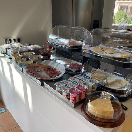 Anna'S Garden Bed & Breakfast Torrevieja Bagian luar foto