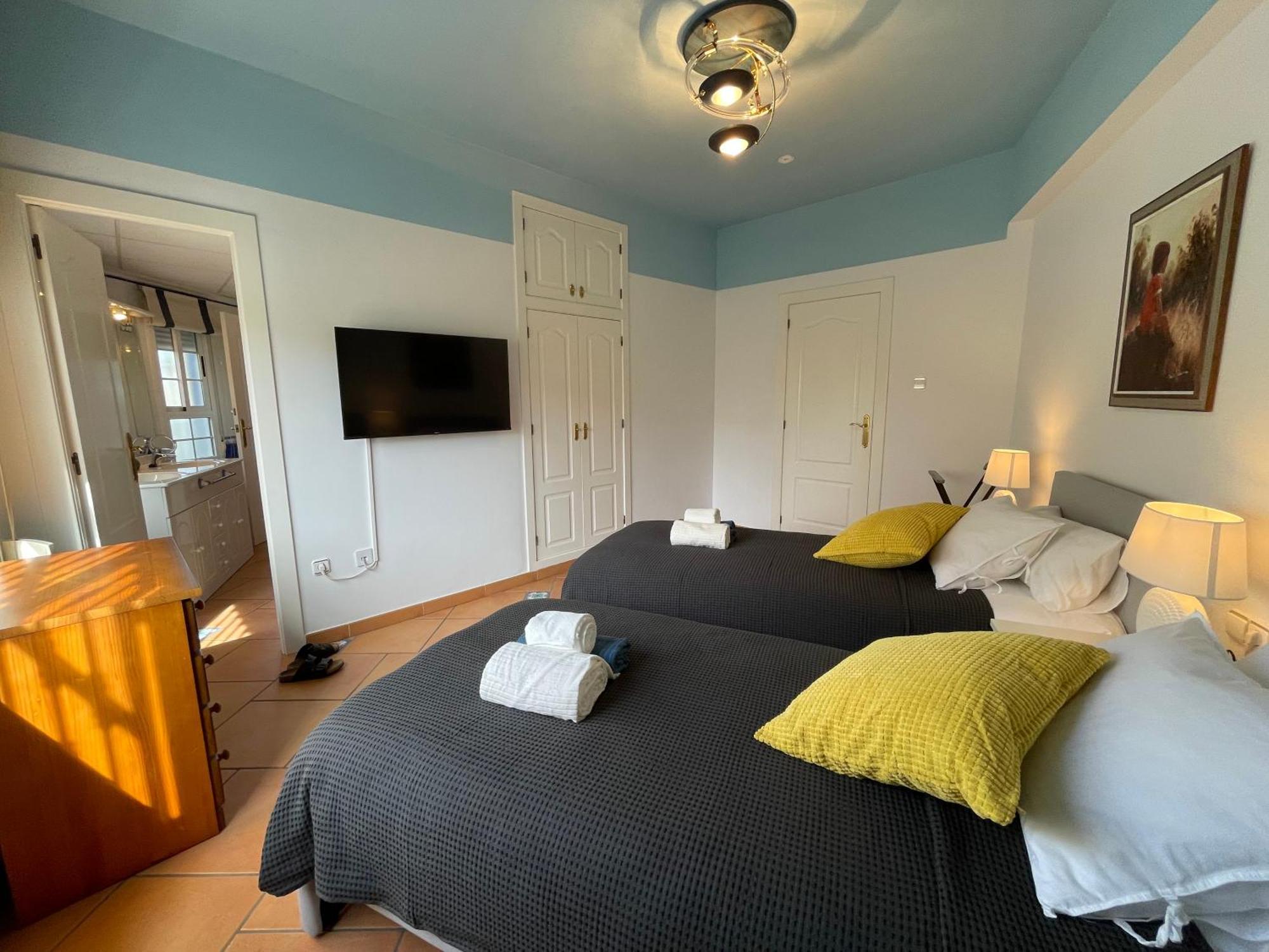 Anna'S Garden Bed & Breakfast Torrevieja Ruang foto