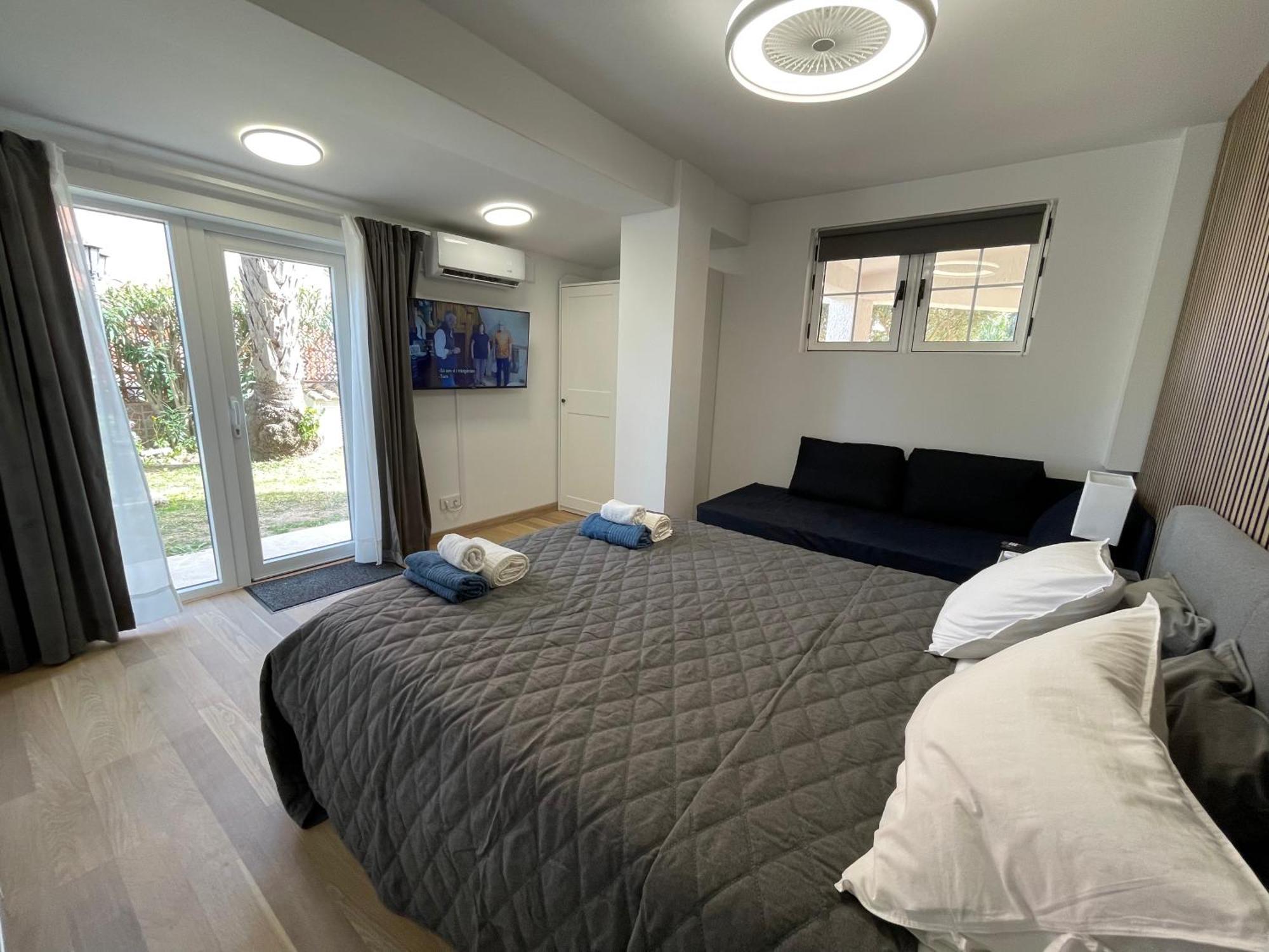 Anna'S Garden Bed & Breakfast Torrevieja Ruang foto